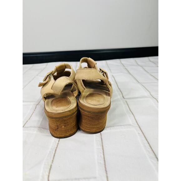 Nine West tan beige suede strappy sandals sz 8M - Picture 5 of 5